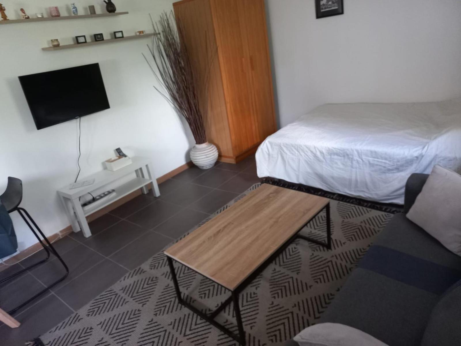 Maisonnette Au Calme Gennevilliers Extérieur photo