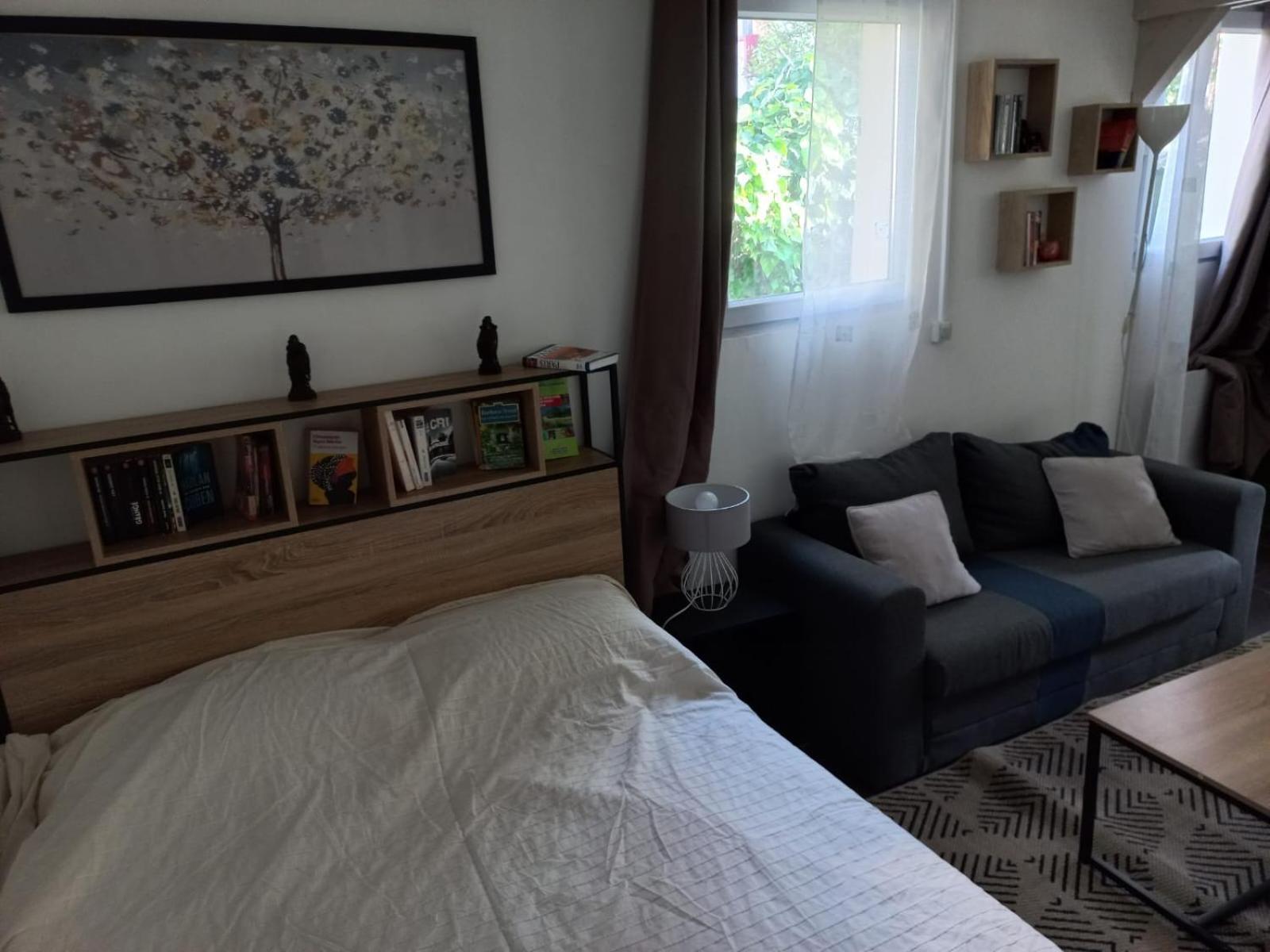 Maisonnette Au Calme Gennevilliers Extérieur photo