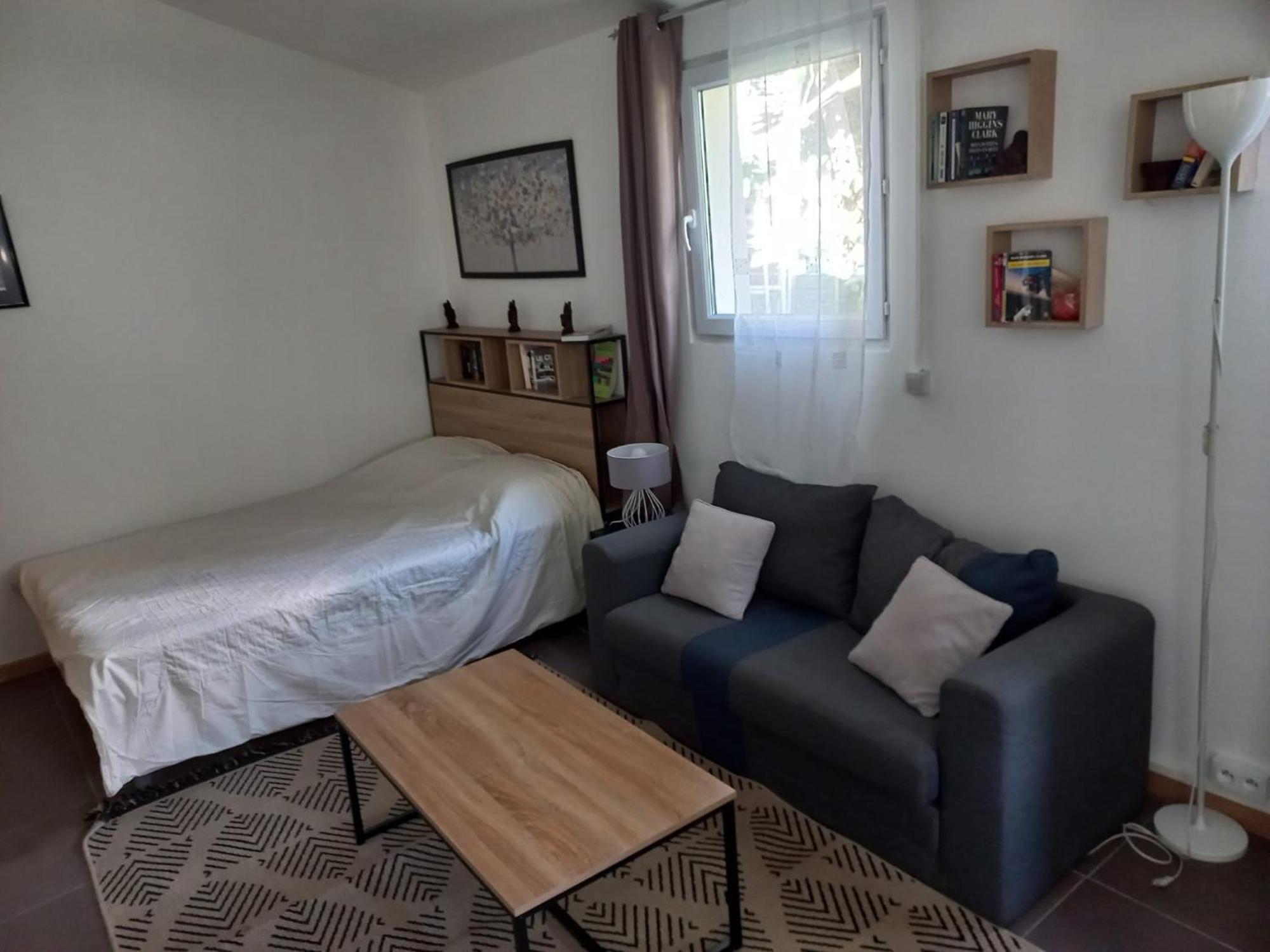 Maisonnette Au Calme Gennevilliers Extérieur photo