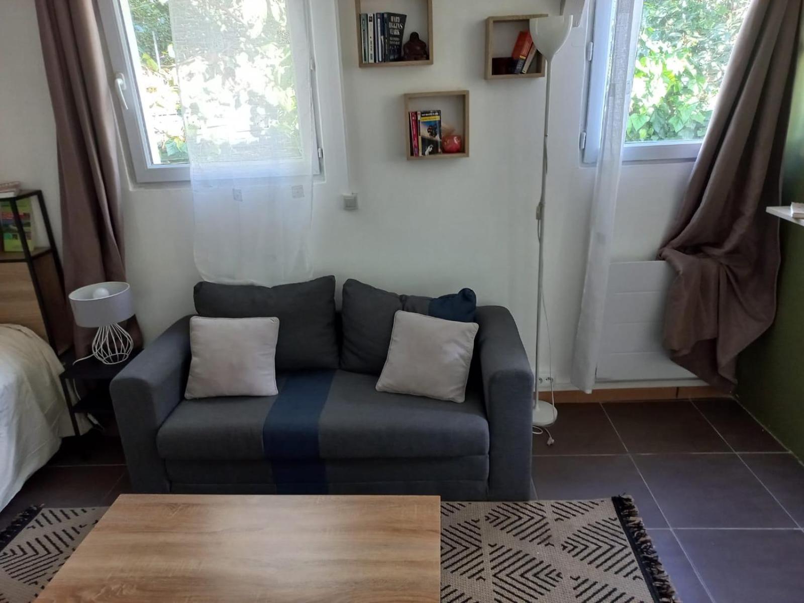 Maisonnette Au Calme Gennevilliers Extérieur photo