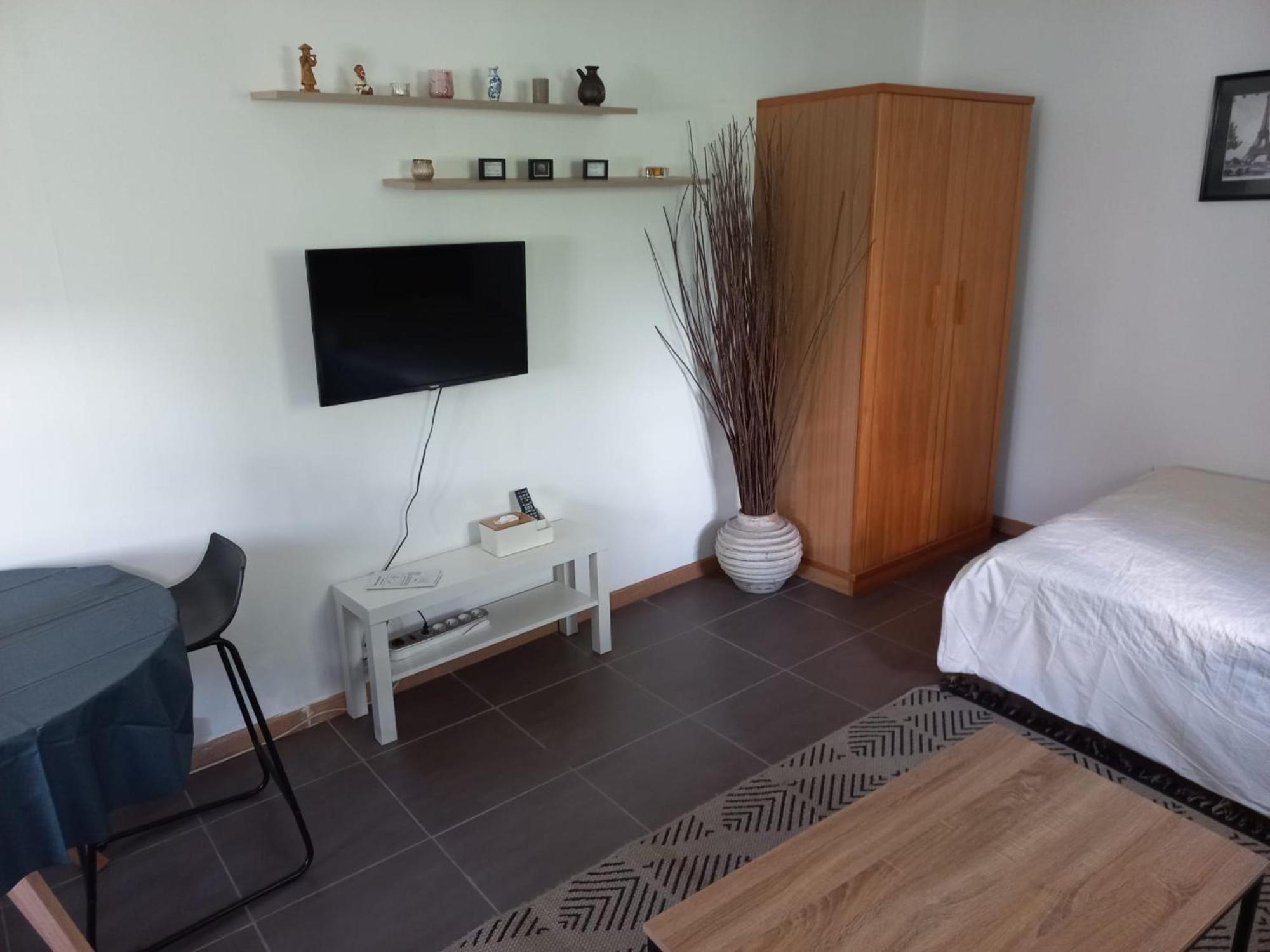 Maisonnette Au Calme Gennevilliers Extérieur photo