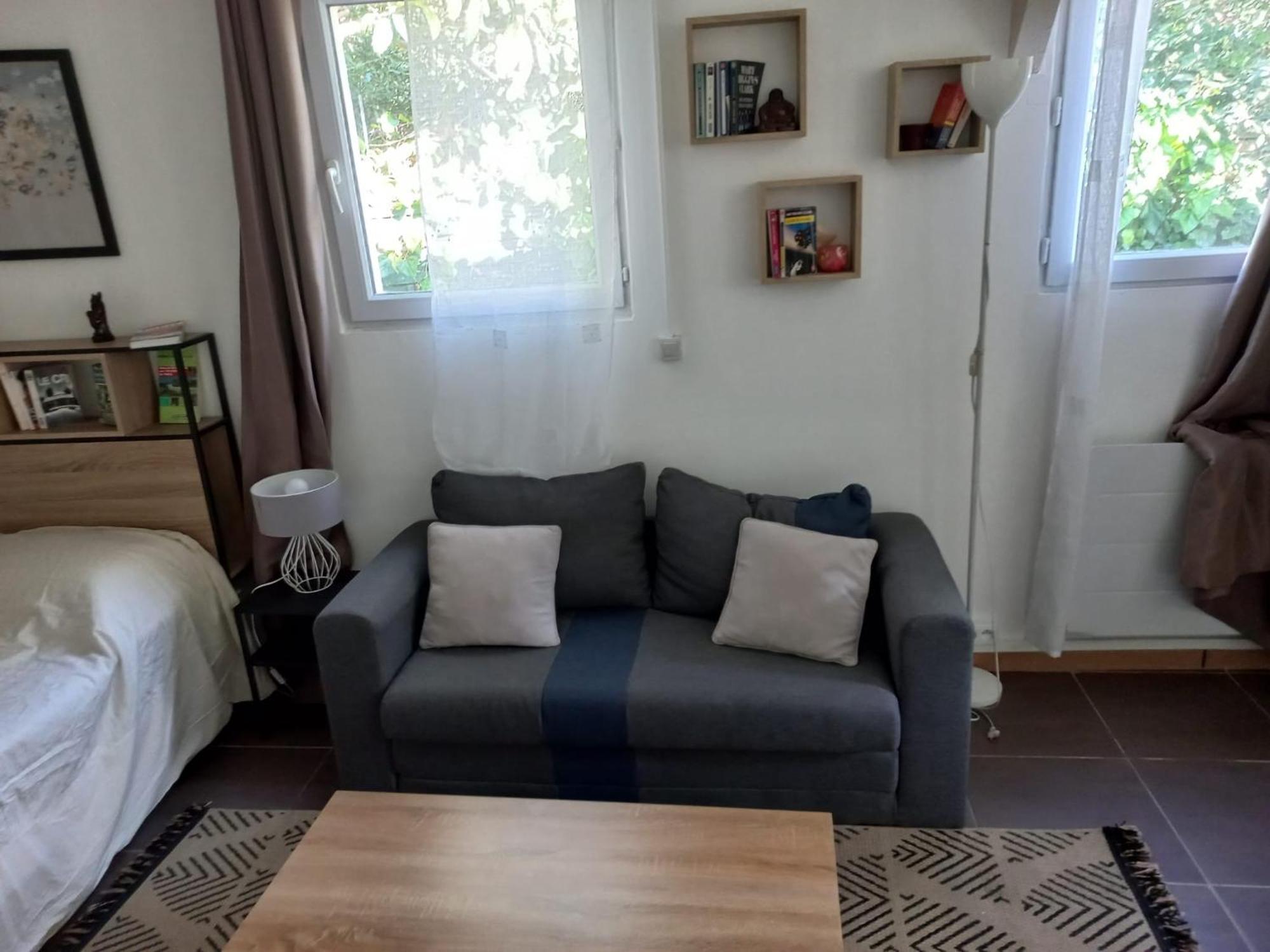 Maisonnette Au Calme Gennevilliers Extérieur photo