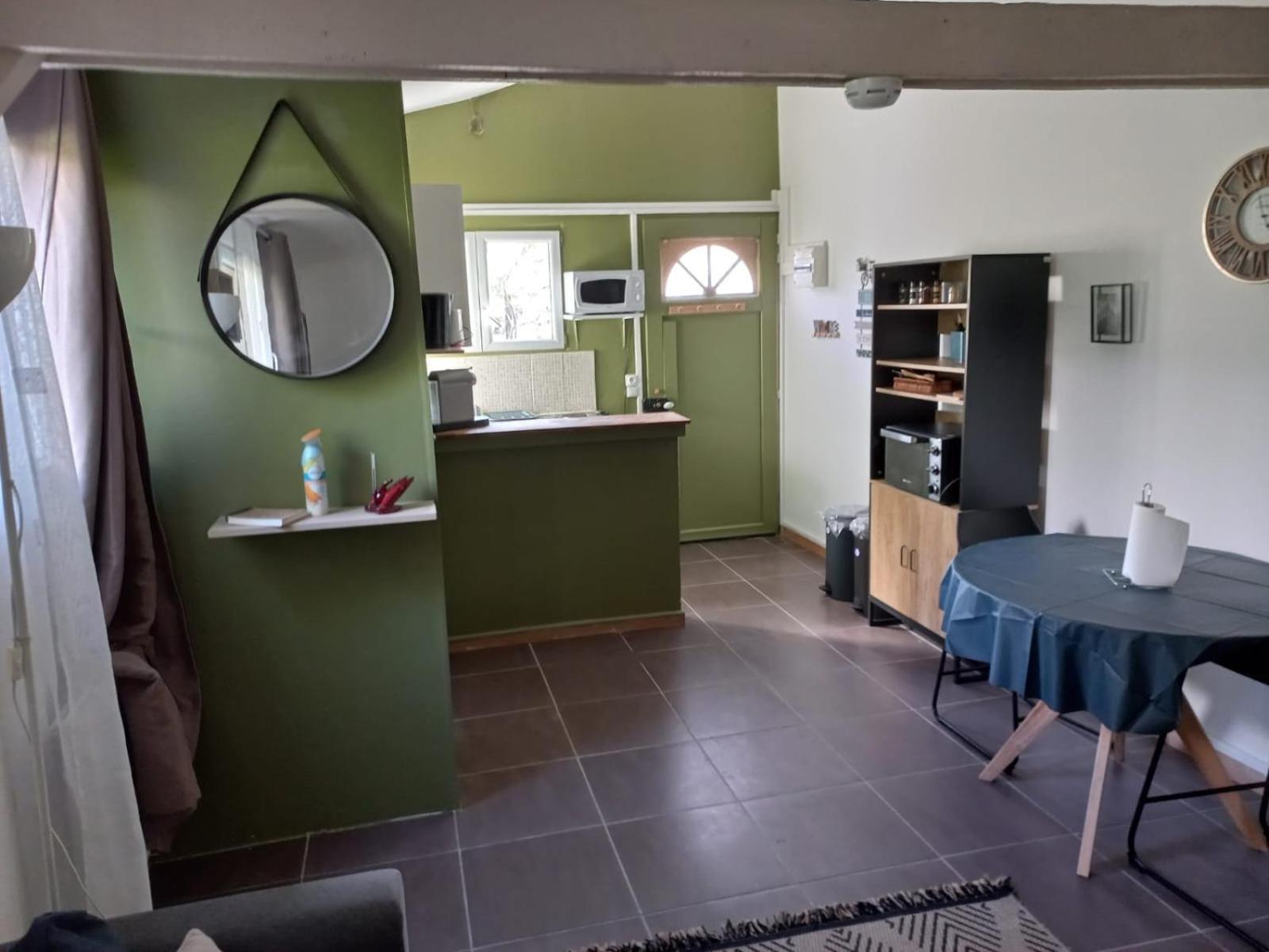 Maisonnette Au Calme Gennevilliers Extérieur photo